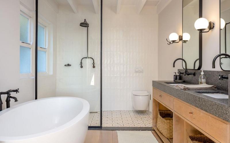 4 Bedroom Property for Sale in Llandudno Western Cape